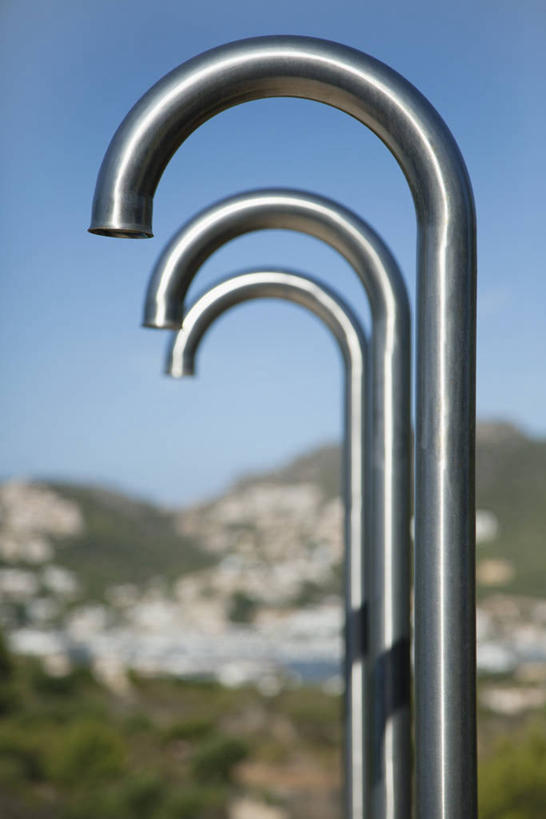 无人,家,竖图,室外,特写,白天,正面,度假,草地,草坪,美景,山,山脉,植物,城市风光,城市,西班牙,欧洲,阴影,朦胧,模糊,光线,影子,房屋,屋子,景观,山峰,山峦,娱乐,楼房,住宅,花洒,莲蓬头,草,蓝色,绿色,蓝天,天空,阳光,群山,天,享受,休闲,景色,放松,晴朗,南欧,喷雾头,万里无云,马略卡岛,西班牙王国,巴利阿里群岛,马略卡,晴空,晴空万里,彩图,房子