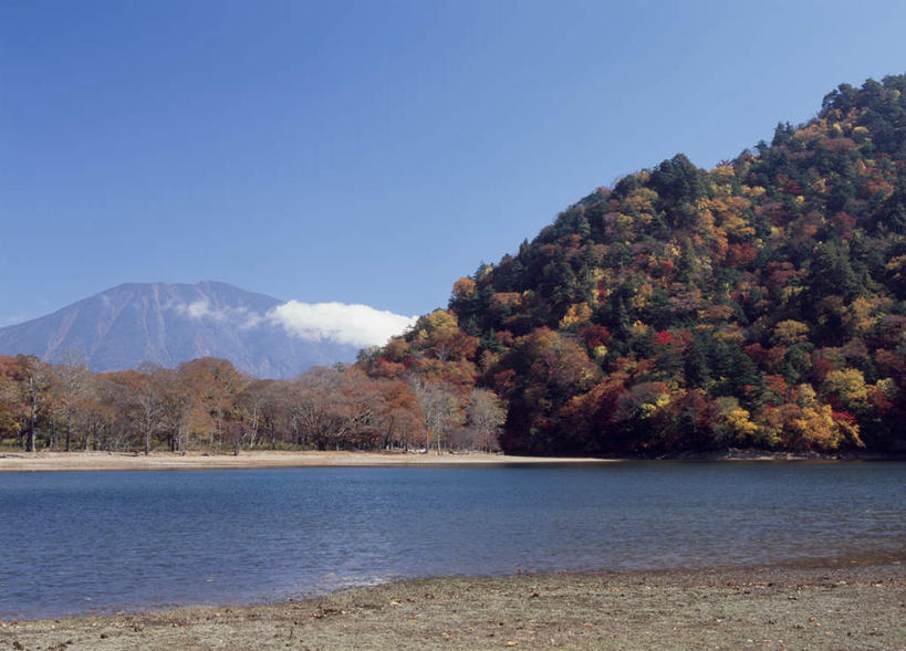 无人,横图,室外,白天,正面,旅游,度假,湖,湖泊,美景,山,山脉,树林,水,植物,日光,日本,亚洲,阴影,光线,影子,湖面,景观,山峰,水流,水面,云,云朵,山峦,云彩,娱乐,树,树木,蓝色,绿色,白云,蓝天,天空,阳光,自然,湖水,群山,天,享受,休闲,景色,放松,生长,成长,自然风光,东亚,本州,关东地方,本州岛,日本国,栃木,栃木县,日光市,彩图