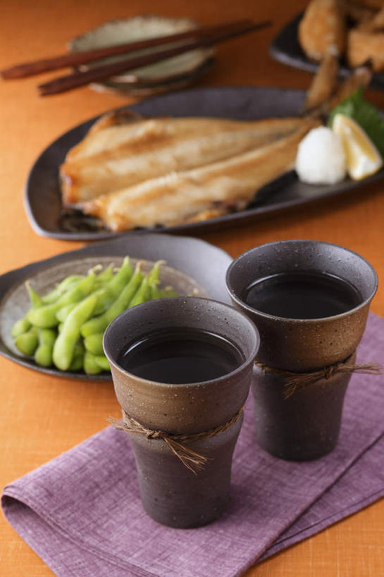 芥末,无人,餐厅,竖图,俯视,室内,特写,白天,烹饪,餐桌,筷子,桌子,柠檬,蔬菜,杯子,餐具,水果,一堆,许多,切开,堆叠,堆积,碟子,盘,花菜,花椰菜,毛豆,西兰花,肉,鱼肉,日本料理,料理,食品,豆荚,菜肴,美食,肉类,食物,两个,盘子,水杯,碟,日式料理,切,日式,佳肴,餐台,堆,剖面,肉食,切面,茶杯,进餐用具,烹调用具,益母果,柠果,彩图,高角度拍摄,餐馆,饭店,饭馆