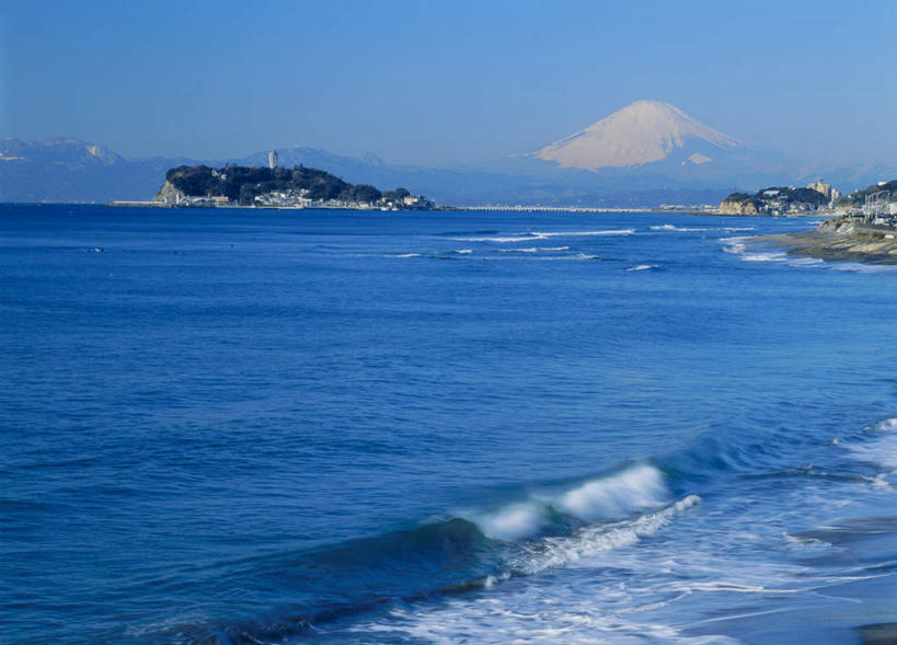 无人,横图,室外,白天,正面,旅游,度假,海浪,海洋,美景,山,雪,植物,大雪,神奈川,日本,亚洲,阴影,光线,影子,岛,积雪,景观,浪花,山峰,小岛,雪景,云,云朵,冬天,山峦,神奈川县,云彩,娱乐,树,树木,蓝色,绿色,白云,蓝天,天空,阳光,自然,海水,天,享受,休闲,景色,放松,生长,成长,自然风光,海景,东亚,本州,关东地方,本州岛,日本国,大海,风浪,海,海水的波动,近岸浪,涌浪,彩图