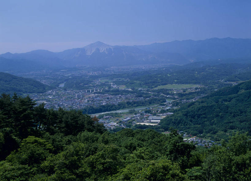 无人,家,横图,室外,白天,正面,旅游,度假,美景,森林,山,山脉,树林,植物,日本,亚洲,阴影,光线,影子,房屋,屋子,景观,山峰,山峦,娱乐,楼房,住宅,树,树木,蓝色,绿色,蓝天,天空,阳光,自然,群山,天,享受,休闲,景色,放松,生长,晴朗,成长,自然风光,东亚,本州,万里无云,关东地方,本州岛,日本国,崎玉,崎玉县,晴空,晴空万里,彩图,房子,长瀞町,秩父郡,秩父市