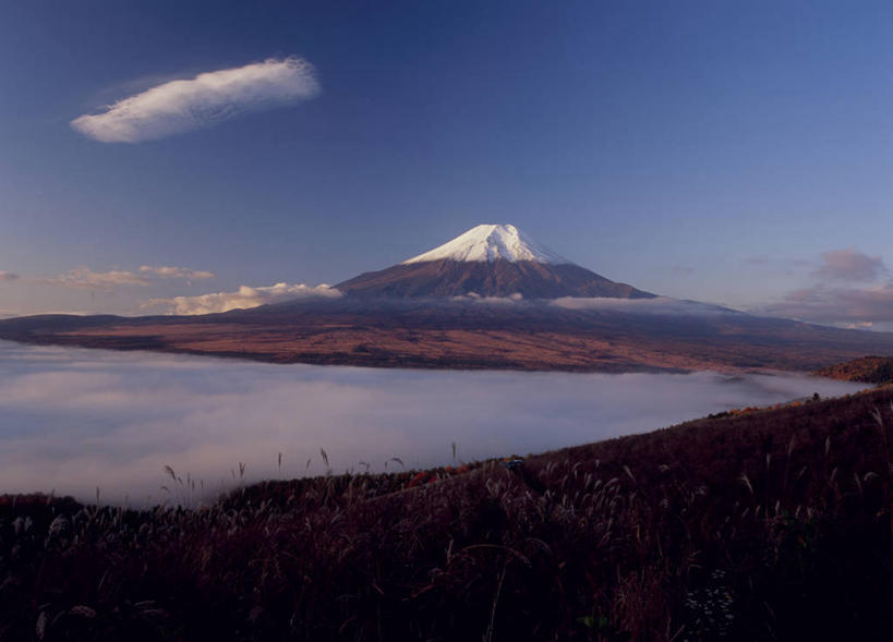 无人,横图,室外,白天,正面,旅游,度假,湖,湖泊,火山,美景,山,水,雪,雪山,雾,大雪,富士山,日本,亚洲,阴影,朦胧,模糊,光线,影子,冰,湖面,积雪,景观,山峰,水流,水面,雪景,云,云朵,冬季,冬天,山峦,云彩,娱乐,蓝色,白云,倒影,蓝天,天空,阳光,自然,湖水,天,享受,休闲,景色,放松,寒冷,晴朗,迷雾,冰冷,倒映,自然风光,东亚,本州,本州岛,日本国,中部地方,山梨,山梨县,严寒,冰凉,酷寒,凛冽,凛凛,极冷,反照,活火山,大雾,晴空,彩图,南都留郡,忍野村