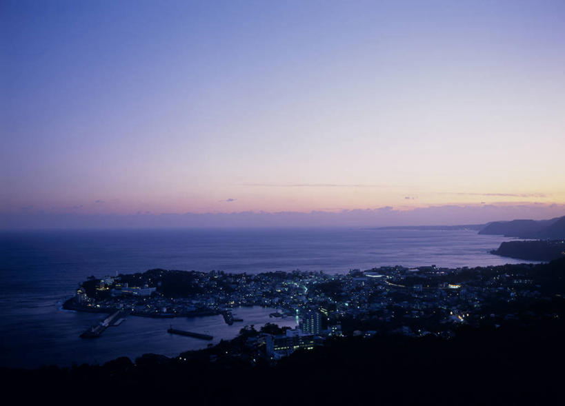 无人,横图,室外,白天,正面,旅游,度假,海浪,海洋,美景,日落,沙滩,静冈县,日本,亚洲,沙子,海岸,景观,浪花,水平线,晚霞,霞光,落日,辽阔,海平线,沙地,娱乐,自然,海水,黄昏,享受,休闲,广阔,景色,彩霞,放松,一望无际,自然风光,海景,东亚,本州,本州岛,日本国,中部地方,静冈,无边无际,一马平川,夕照,薄暮,伊豆半岛,大海,风浪,海,海水的波动,海滩,近岸浪,涌浪,夕阳,彩图,傍晚,贺茂郡,东伊豆町,水天相接,水天一线,斜阳