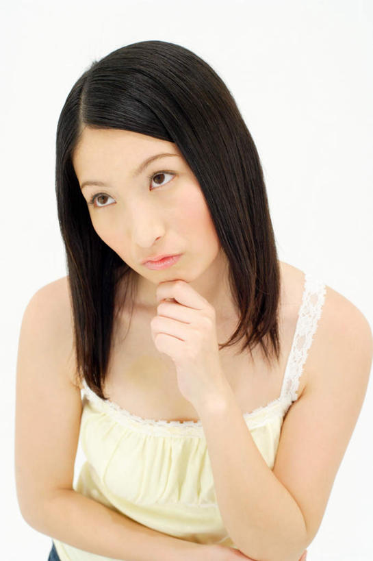 东方人,下巴,一个人,站,摸,竖图,室内,白天,白色背景,正面,亚洲,仅一个年轻女性,仅一个女性,仅一个人,抚摸,注视,吊带衫,黄种人,白色,观察,看,站着,摄影,影棚,观看,察看,关注,年轻女性,女人,女性,亚洲人,触摸,接触,站立,半身,彩图,影棚拍摄,拍摄