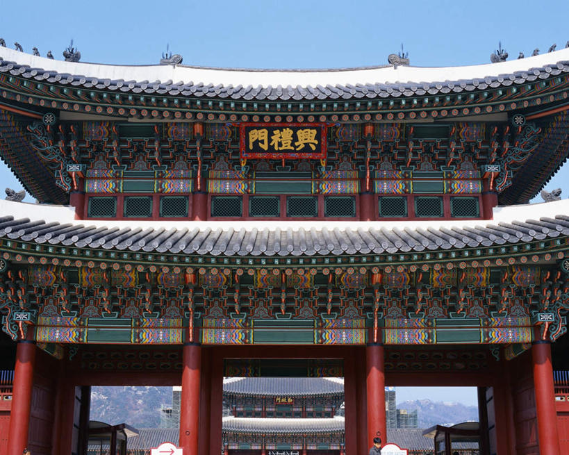 无人,宫殿,横图,室外,白天,仰视,旅游,度假,名胜古迹,地标,景福宫,首尔,汉城,韩国,亚洲,遗迹,首都,古迹,文物,娱乐,古建筑,蓝色,蓝天,天空,天,享受,休闲,旅游胜地,放松,晴朗,古文明,东亚,万里无云,大韩民国,首尔市,首尔特别市,特别市,北阙,王宫,晴空,晴空万里,彩图,低角度拍摄,标志性建筑