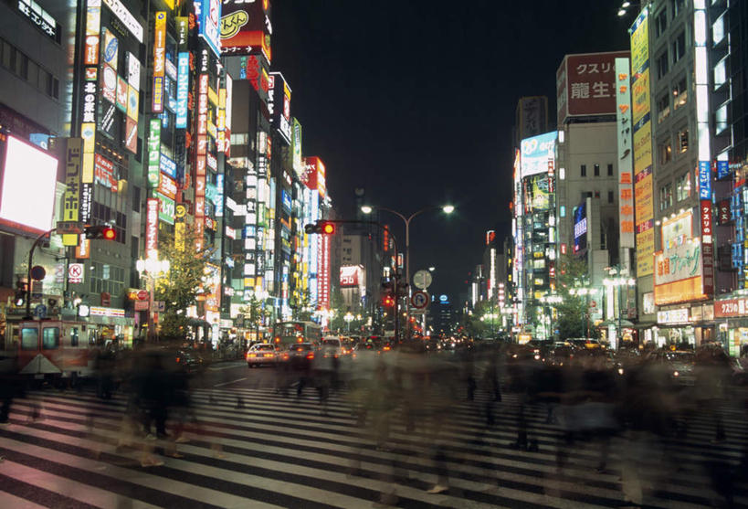 东方人,高楼大厦,站,走,横图,室外,夜晚,侧面,旅游,度假,安全,办公楼,大厦,道路,建筑,路,摩天大楼,霓虹灯,人行横道,写字楼,夜景,公路,东京,日本,亚洲,朦胧,模糊,红绿灯,灯光,信号灯,交通,新宿,许多人,注视,黄种人,娱乐,灯,灯具,楼宇,观察,看,站着,一群人,享受,休闲,商务楼,放松,警示,观看,察看,照明设备,关注,提示,人行横道线,流通,东亚,交通信号灯,本州,行人信号灯,关东地方,本州岛,日本国,东京都,歌舞伎町,亚洲人,斑马线,马路,步行,散步,站立,走路,彩图,全身,大楼,高层建筑,高楼,摩天楼