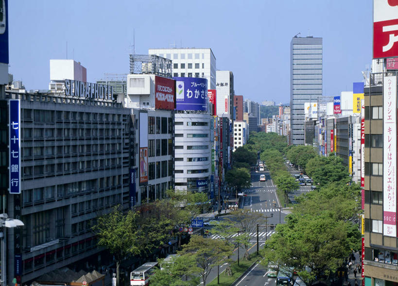 无人,高楼大厦,横图,室外,白天,正面,度假,美景,植物,城市风光,城市,大厦,道路,建筑,路,摩天大楼,公路,汽车,仙台,日本,亚洲,许多,景观,交通,娱乐,车,树,树木,蓝色,绿色,蓝天,天空,自然,交通工具,轿车,天,享受,休闲,景色,放松,生长,成长,载具,东亚,本州,本州岛,日本国,宫城,仙台市,宫城县,东北地方,县厅,马路,彩图,大楼,高层建筑,高楼,摩天楼