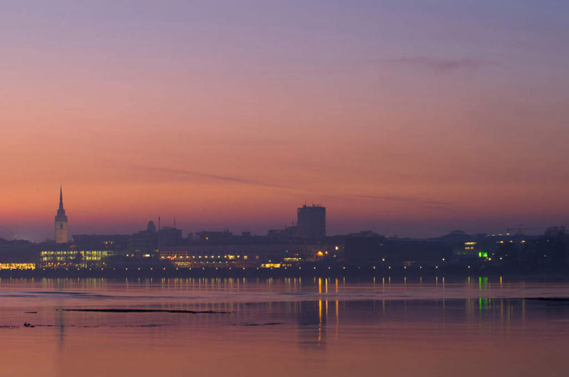 无人,高楼大厦,横图,室外,白天,正面,旅游,度假,美景,标志建筑,地标,建筑,摩天大楼,德国,欧洲,景观,建筑群,灯光,娱乐,建设,蓝天,天空,自然,天,享受,休闲,景色,放松,西欧,自然风光,照明工具,德意志联邦共和国,巴登.符腾堡,巴登.符腾堡州,巴符州,博登湖,玩耍,彩图,大楼,高层建筑,高楼,摩天楼