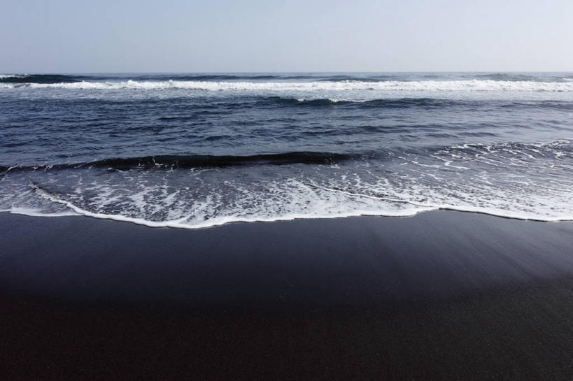 无人,横图,室外,白天,正面,旅游,度假,海浪,海洋,美景,沙滩,西班牙,欧洲,阴影,光线,沙子,影子,海岸,景观,浪花,水平线,辽阔,海平线,沙地,娱乐,蓝色,蓝天,天空,阳光,自然,海水,天,享受,休闲,广阔,景色,放松,晴朗,一望无际,南欧,自然风光,海景,万里无云,帕尔马,马略卡岛,西班牙王国,无边无际,一马平川,巴利阿里群岛,马略卡,巴利阿里,大海,风浪,海,海水的波动,海滩,近岸浪,涌浪,晴空,晴空万里,彩图,马洛卡岛,水天相接,水天一线