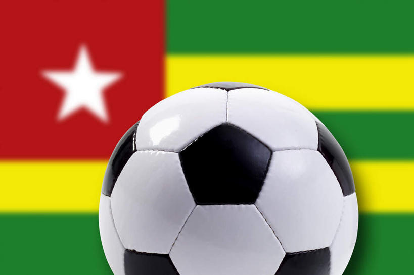 无人,横图,室内,特写,白天,正面,数码,科技,足球,旗帜,国旗,阴影,网络,星星,足球装备,高光,几何,计算机图形,合成,运动器械,球,一个,球体,星形,健身器械,单个,电脑合成图,数码合成图,健身器材,五角形,蹴鞠,多哥,足球运动,旗,五角星,彩图,运动器材