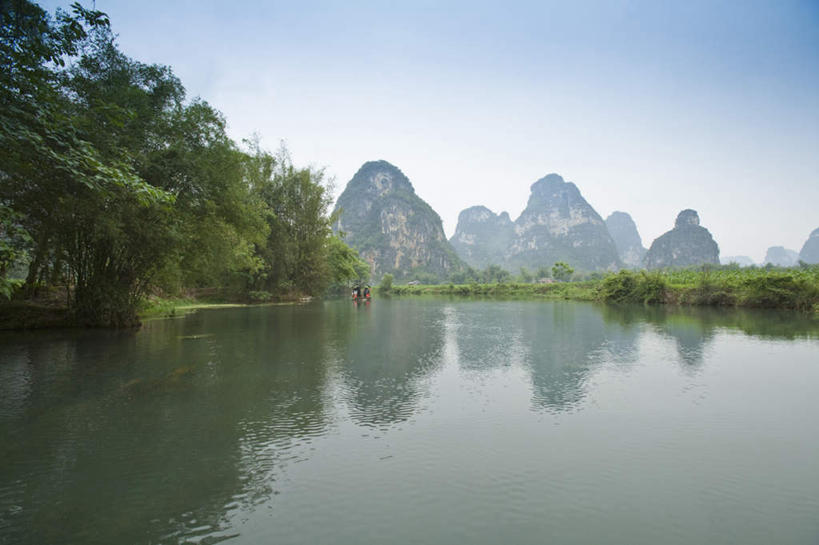 无人,横图,室外,白天,正面,旅游,度假,河流,石头,美景,森林,山,山脉,树林,水,植物,中国,亚洲,阴影,光线,石子,影子,河水,景观,山顶,山峰,水流,山峦,娱乐,树,树木,蓝色,绿色,倒影,蓝天,天空,阳光,自然,群山,天,享受,休闲,景色,放松,生长,晴朗,成长,广西,倒映,自然风光,东亚,沉积岩,万里无云,广西壮族自治区,中华人民共和国,桂,华南地区,崇左,崇左市,颠峰,极峰,反照,水成岩,大新,大新县,石块,岩石,晴空,晴空万里,彩图,堪圩乡,明仕村,明仕田园