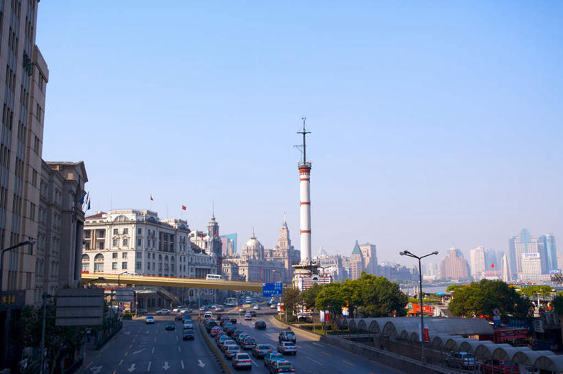 无人,高楼大厦,横图,室外,白天,正面,度假,美景,植物,城市风光,标志建筑,城市,道路,地标,建筑,路,路灯,公路,汽车,照明,上海,中国,房顶,房屋,屋顶,屋子,景观,公寓,建筑群,灯光,分界线,停车线,交通,娱乐,建设,楼房,住宅,车,灯,树,树木,绿色,自然,交通工具,轿车,享受,休闲,景色,放松,生长,成长,车行道,车行道分界线,照亮,照明设备,载具,标线,浦西,车行线,马路,彩图,房子,大楼,高层建筑,高楼