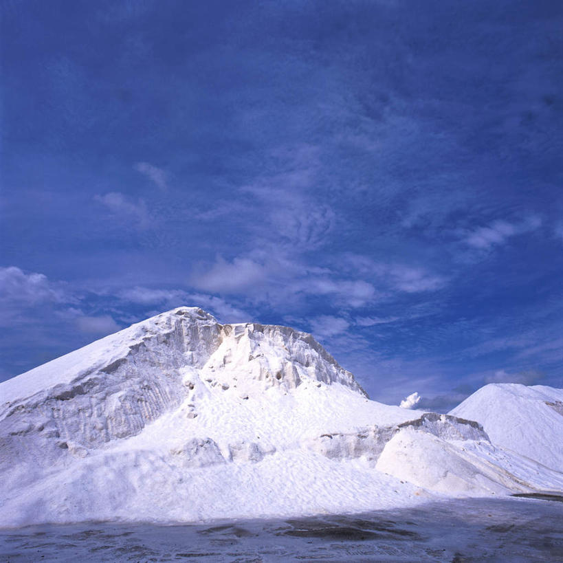 无人,方图,室外,白天,仰视,旅游,度假,美景,山,雪,雪山,大雪,台湾,中国,亚洲,阴影,光线,影子,冰,积雪,景观,山峰,雪景,云,云朵,冬季,冬天,山峦,云彩,娱乐,蓝色,白云,蓝天,天空,阳光,自然,天,享受,休闲,景色,放松,寒冷,晴朗,冰冷,自然风光,东亚,港澳台,中华人民共和国,严寒,冰凉,酷寒,凛冽,凛凛,极冷,台湾省,晴空,彩图,低角度拍摄,台