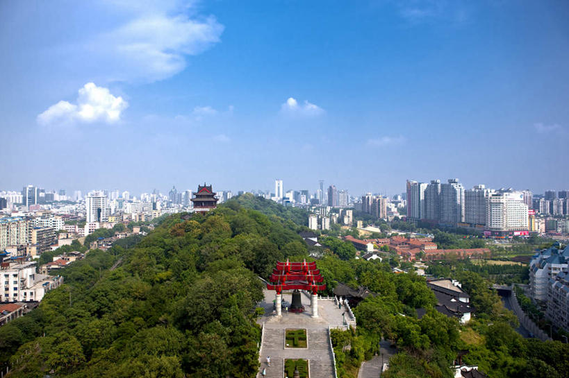 无人,家,高楼大厦,横图,俯视,航拍,室外,白天,度假,办公楼,美景,植物,城市风光,城市,大厦,建筑,摩天大楼,写字楼,武汉,中国,亚洲,阴影,光线,影子,房屋,屋子,景观,云,云朵,公寓,云彩,娱乐,洋房,楼房,住宅,树,树木,蓝色,绿色,白云,蓝天,天空,阳光,自然,楼宇,天,享受,休闲,商务楼,景色,放松,生长,晴朗,成长,鸟瞰,东亚,湖北,湖北省,武昌区,武汉市,武昌,中华人民共和国,省会,华中地区,鄂,晴空,彩图,高角度拍摄,房子,大楼,高层建筑,高楼,摩天楼