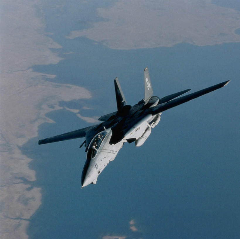 无人,横图,俯视,室外,白天,海浪,海洋,飞机,美国,一艘,飞翔,飞行,浪花,翱翔,航空,飞,海水,交通工具,战争,运输,空军,战斗机,北美,北美洲,载具,美洲,海景,轰炸机,军用机,美军,军用战斗机,攻击机,军用运输器,北亚美利加洲,亚美利加洲,大海,风浪,海,海水的波动,近岸浪,涌浪,彩图,高角度拍摄,F-14B战斗机