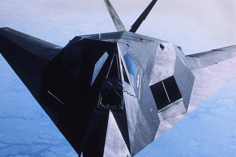 无人,横图,俯视,航拍,室外,特写,白天,海浪,海洋,飞机,美国,一艘,飞翔,阴影,飞行,光线,影子,浪花,云,云朵,翱翔,云彩,飞,蓝色,白云,蓝天,天空,阳光,海水,天,空军,晴朗,战斗机,北美,北美洲,鸟瞰,美洲,海景,军用机,美军,军用战斗机,攻击机,F-117A夜鹰隐身攻击机,F-117A隐身攻击机,北亚美利加洲,亚美利加洲,大海,风浪,海,海水的波动,近岸浪,涌浪,晴空,彩图,高角度拍摄