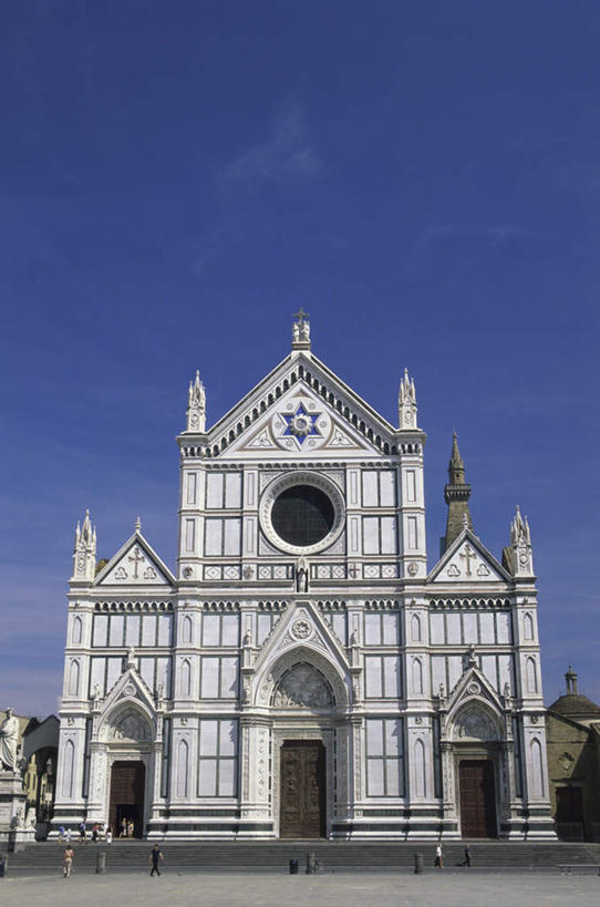 西方人,教堂,栏杆,站,走,竖图,室外,白天,仰视,旅游,度假,标志建筑,道路,地标,建筑,路,公路,意大利,佛罗伦萨,欧洲,欧洲人,行人,阴影,服装,节日,光线,影子,云,云朵,围栏,交通,许多人,云彩,注视,休闲装,文化,娱乐,建设,护栏,路人,衣服,蓝色,白云,蓝天,天空,阳光,天,观察,看,祈祷,站着,一群人,享受,休闲,健康,休闲服,旅游胜地,放松,许愿,宗教,服饰,信仰,晴朗,观看,纪念,祈求,托斯卡纳,关注,南欧,信念,意大利共和国,首府,圣十字教堂,百花之城,翡冷翠,托斯卡纳大区,过客,平安,男人,男性,年轻男性,年轻女性,女人,女性,白种人,晴空,马路,步行,散步,站立,走路,半身,彩图,低角度拍摄,大教堂,礼拜堂