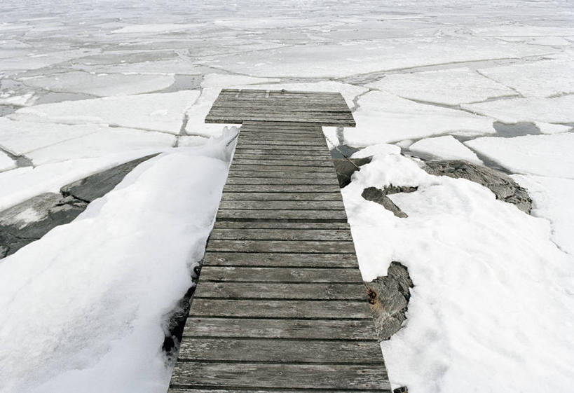 无人,横图,室内,白天,正面,旅游,度假,湖,湖泊,美景,水,雪,大雪,瑞典,欧洲,木板,冰,湖面,积雪,景观,水流,水面,雪景,冬季,冬天,桥,木桥,娱乐,栈桥,自然,浮冰,湖水,享受,休闲,景色,放松,寒冷,人行桥,木板桥,冰冷,斯堪的纳维亚,自然风光,北欧,斯堪的那维亚,斯堪的那维亚半岛,斯堪的纳维亚半岛,严寒,冰凉,酷寒,凛冽,凛凛,极冷,流冰,浮冰块,瑞典王国,彩图,斯德哥尔摩群岛