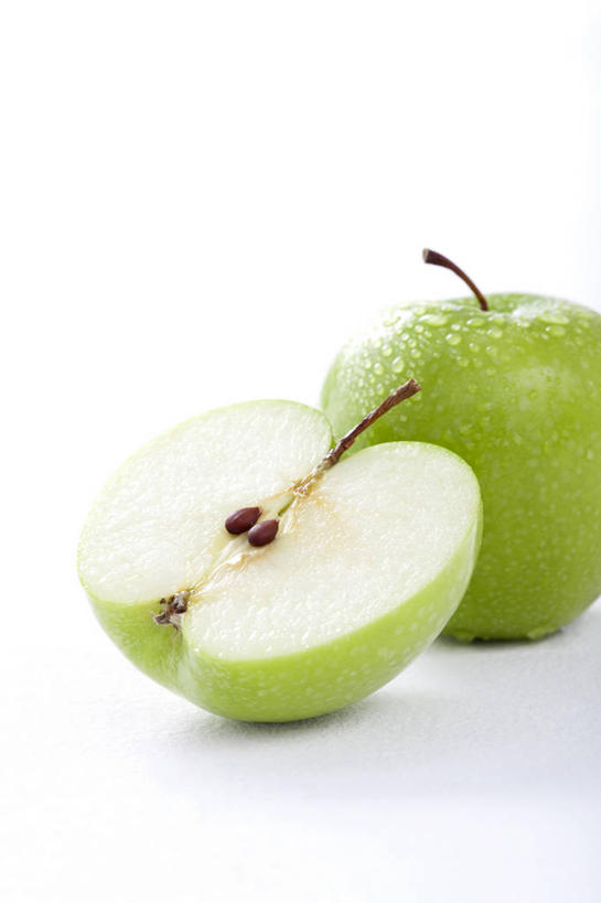 无人,竖图,室内,特写,背景,苹果,静物,水果,北京,反射,水滴,饮食,绿色,摄影,清新,横截面,健康食物,烹调用具,彩图,影棚拍摄