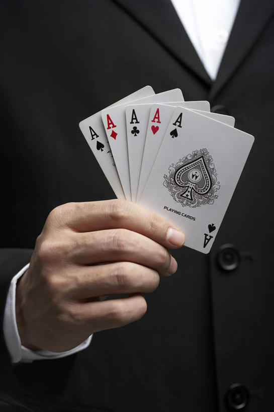 东方人,手,一个人,横图,特写,正面,游戏,赌博,运气,竞争,扑克牌,纸牌