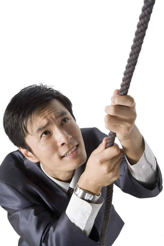 东方人,成年人,脸,头,脸颊,一个人,商务人士,商务男性,举,攀登,俯视,白色背景,正面,衬衫,商务,中国,仅一个男性,仅一个人,套装,肩膀,仅一个年轻男性,绳子,托,职业,活力,摄影,奋斗,影棚,摄影棚,决心,商务装,问题,挑战,工薪阶层,渴望,东亚,男人,男性,年轻男性,亚洲人,中国人,年轻人,头部,脸部,脸蛋,面部,白领,上班族,举起,举手,举着,向上举,向上伸,向上托,彩图,高角度拍摄,影棚拍摄,衬衣,拍摄,爬绳