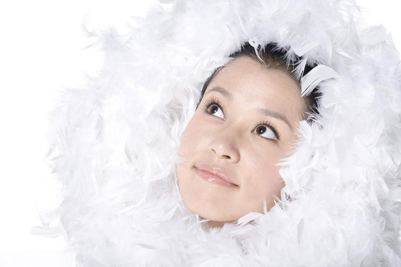 东方人,成年人,脸,头,脸颊,头发,裸体,一个人,笑,微笑,露齿笑,横图,白色背景,化妆,美容,快乐,幸福,北京,中国,亚洲,仅一个年轻女性,仅一个女性,仅一个人,护肤,环绕,干净,裸露,肩膀,白色,黑色,向上看,保养,享受,休闲,概念,舒服,放松,幻想,美女,保健,摄影,皮肤,光滑,高雅,关爱,清新,肖像,裸,东亚,纯净,养颜,柔和,细腻,平滑,无忧无虑,年轻女性,女人,女性,亚洲人,中国人,年轻人,头部,脸部,脸蛋,面部,彩图,影棚拍摄,SPA美容,魅力,翎毛