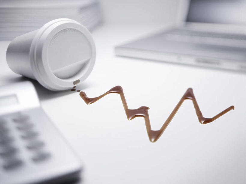 咖啡,无人,横图,俯视,室内,特写,白天,幸福,计算器,电脑,笔记本电脑,数据,桌面,桌子,杯子,阴影,朦胧,模糊,洒落,反射,分析,计算,科学,曲线,网络,图表,影子,办公用品,表格,娱乐,通讯设备,饮料,纸制品,享受,休闲,温馨,放松,乐趣,K线图,理财,财务,摄影,影棚,纸杯,统计,折线,提神,无线,舒适,数学,一次性杯子,指标,销售,醒脑,通信设备,目标,无线网络,业绩,无线上网,便携式电脑,折线图,软饮料,K线,蜡烛图,手提电脑,彩图,高角度拍摄,影棚拍摄,拍摄