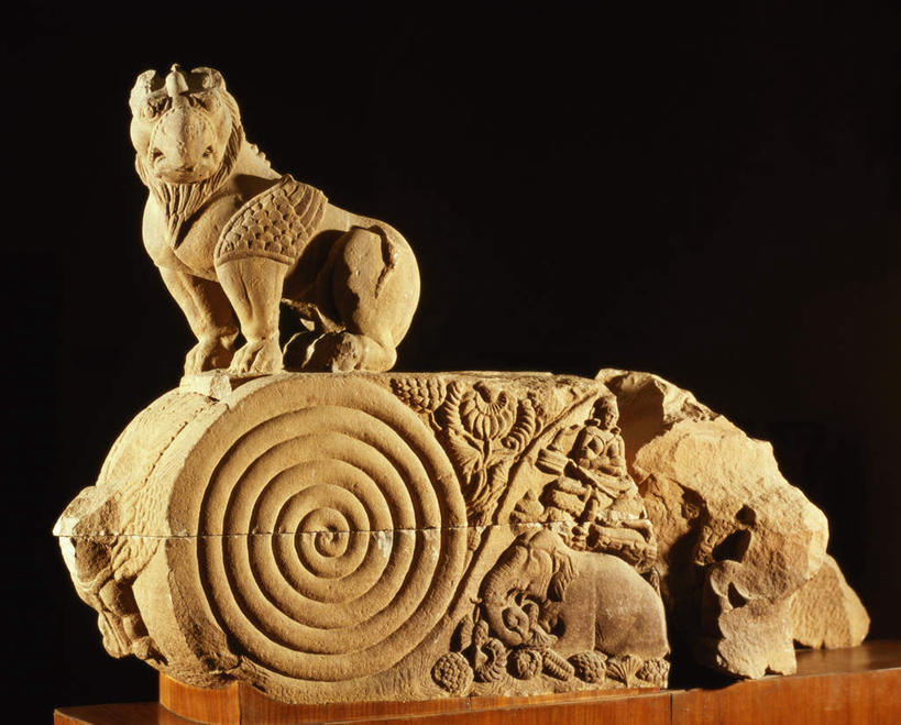 无人,坐,横图,室内,白天,正面,野生动物,雕塑,黑色背景,装饰,神兽,雕刻,雕像,注视,历史,古代,一个,一只,动物,观察,看,可爱,摄影,活泼,影棚,单个,观看,纪念,察看,狮鹫,关注,主题,陈列,功能,古远,坐着,彩图,全身,影棚拍摄,拍摄