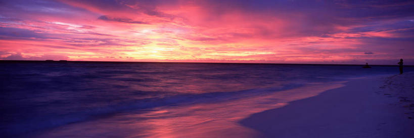 无人,横图,室外,白天,正面,旅游,度假,海浪,海洋,美景,日落,沙滩,马尔代夫,亚洲,阴影,光线,沙子,影子,海岸,景观,浪花,水平线,晚霞,霞光,落日,辽阔,海平线,沙地,背光,娱乐,倒影,阳光,自然,海水,黄昏,享受,休闲,广阔,景色,彩霞,放松,一望无际,倒映,自然风光,南亚,逆光,海景,马尔代夫共和国,无边无际,一马平川,夕照,反照,薄暮,马累岛,大海,风浪,海,海水的波动,海滩,近岸浪,涌浪,夕阳,彩图,傍晚,水天相接,水天一线,斜阳