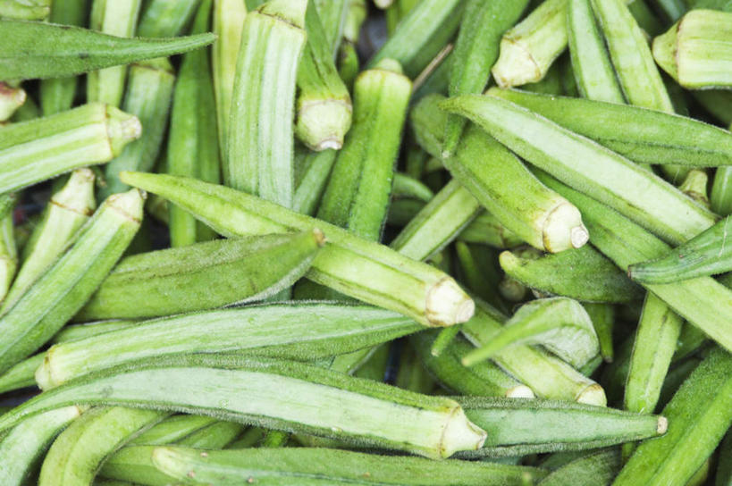 无人,商店,横图,俯视,室外,特写,白天,蔬菜,一堆,许多,阴影,堆积,新鲜,光线,影子,秋葵,食品,商铺,食物,绿色,阳光,健康,有机食品,绿色食品,青春,堆,生命,毛茄,羊角豆,和平,安详,黄秋葵,咖啡黄葵,安康,市肆,商号,冷色,康健,彩图,高角度拍摄,店铺
