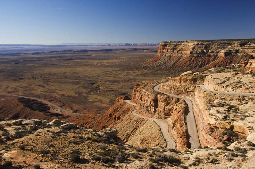 无人,横图,室外,白天,正面,旅游,度假,荒凉,美景,山,山脉,植物,美国,阴影,枯萎,光线,影子,景观,山峰,枯草,荒漠,山峦,娱乐,草,黄色,蓝色,蓝天,天空,阳光,自然,群山,天,享受,休闲,景色,放松,晴朗,亚利桑那,北美,北美洲,自然风光,美洲,亚利桑那州,万里无云,大峡谷之州,北亚美利加洲,亚美利加洲,冷落,萧疏,荒芜,晴空,晴空万里,彩图