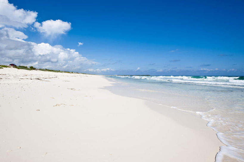 无人,横图,室外,白天,正面,旅游,度假,海浪,海洋,美景,沙滩,墨西哥,阴影,光线,沙子,影子,海岸,景观,浪花,水平线,云,云朵,辽阔,海平线,沙地,云彩,娱乐,蓝色,白云,蓝天,天空,阳光,自然,海水,天,享受,休闲,广阔,景色,放松,晴朗,一望无际,北美,北美洲,自然风光,美洲,海景,北亚美利加洲,亚美利加洲,墨西哥合众国,仙人掌王国,无边无际,一马平川,科苏梅尔岛,大海,风浪,海,海水的波动,海滩,近岸浪,涌浪,晴空,彩图,水天相接,水天一线