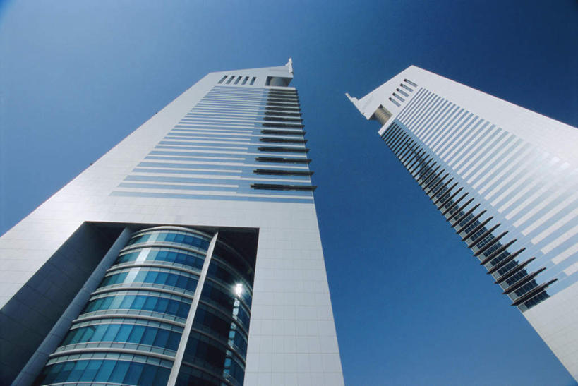 无人,高楼大厦,栏杆,横图,室外,白天,仰视,度假,办公楼,美景,窗户,城市风光,城市,大厦,建筑,摩天大楼,写字楼,阿联酋,亚洲,一排,阴影,整齐,光线,影子,景观,围栏,娱乐,建设,护栏,玻璃窗,排列,蓝色,蓝天,天空,阳光,楼宇,天,享受,休闲,商务楼,景色,放松,晴朗,队列,西亚,阿拉伯联合酋长国,迪拜,阿联酋大厦,万里无云,杜拜,晴空,晴空万里,彩图,低角度拍摄,大楼,高层建筑,高楼,摩天楼