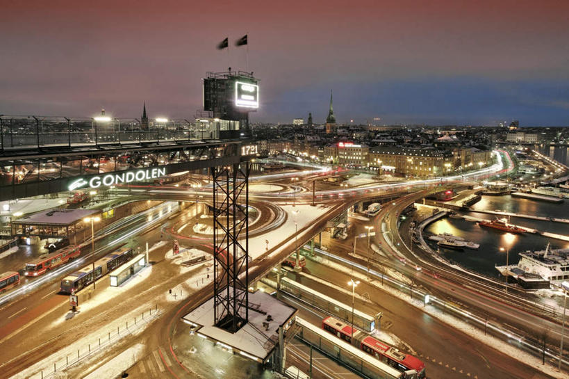 无人,横图,俯视,航拍,室外,夜晚,长时间曝光,度假,美景,城市风光,城市,道路,路,公路,瑞典,欧洲,景观,云,云朵,高架,交通,首都,云彩,娱乐,蓝色,白云,蓝天,天空,天,享受,休闲,景色,放松,晴朗,斯堪的纳维亚,鸟瞰,北欧,斯德哥尔摩,斯堪的纳维亚半岛,曝光,高架桥,高架道路,跨线桥,首府,瑞典王国,暴光,斯德哥尔摩省,晴空,彩图,高角度拍摄