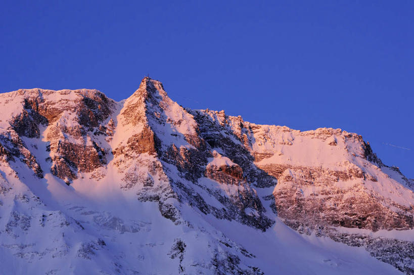 无人,横图,室外,白天,仰视,旅游,度假,日出,美景,山,太阳,雪,雪山,大雪,奥地利,欧洲,阴影,光线,影子,冰,积雪,景观,山峰,雪景,冬季,冬天,朝霞,晨曦,黎明,山峦,娱乐,阳光,自然,享受,休闲,景色,放松,寒冷,冰冷,自然风光,中欧,首府,萨尔斯堡,严寒,奥地利共和国,冰凉,酷寒,凛冽,凛凛,极冷,萨尔茨堡,萨尔茨堡州,朝阳,彩图,低角度拍摄,破晓