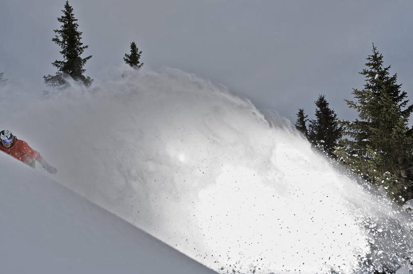 西方人,一个人,站,横图,室外,白天,侧面,旅游,度假,美景,山,雪,雪山,植物,大雪,松树,帽子,奥地利,欧洲,欧洲人,仅一个男性,仅一个人,阴影,服装,光线,工具,器材,头盔,影子,冰,积雪,景观,山峰,雪景,冬季,冬天,山峦,注视,休闲装,娱乐,运动器械,树,树木,仅一个年轻男性,衣服,蓝色,绿色,蓝天,天空,阳光,自然,安全帽,天,观察,看,站着,享受,休闲,休闲服,器械,健身器械,景色,放松,寒冷,服饰,生长,晴朗,成长,拐杖,观看,滑雪杖,察看,冰冷,关注,自然风光,坚定,健身器材,滑雪装备,中欧,万里无云,长寿,严寒,辅助设备,奥地利共和国,蒂罗尔,蒂罗尔州,冰凉,酷寒,凛冽,凛凛,贞洁,极冷,男人,男性,年轻男性,白种人,晴空,晴空万里,站立,半身,彩图,运动器材