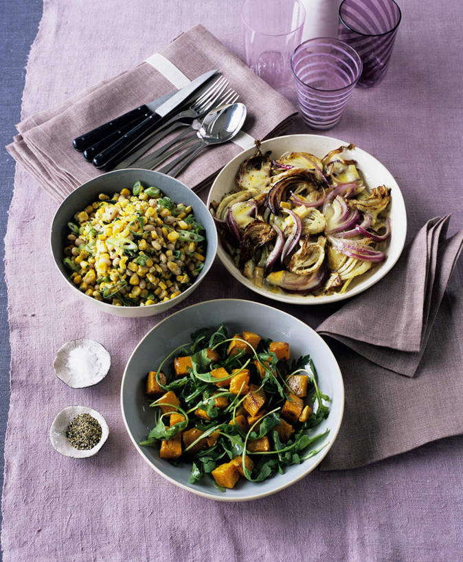 米饭,煎饼,奶酪,无人,竖图,俯视,室内,特写,白天,爱情,烹饪,西餐,幸福,纯洁,热情,餐桌,桌子,玫瑰,蔬菜,杯子,餐具,一把,许多,阴影,新鲜,装饰,盛开,反射,布料,叉子,影子,冰,菌菇,香菇,干酪,起司,冰块,料理,食品,玫瑰花,饭,芝士,很多,浪漫,营养,菌类,花蕾,布纹,冷冻,饼,小吃,菜肴,美食,玻璃制品,桌布,花,花瓣,花朵,鲜花,食物,紫色,餐巾,水杯,台布,花苞,花蕊,温暖,温馨,乳酪,食用菌,恩爱,寒冷,西式,佳肴,有机食品,绿色食品,冷藏,餐台,华丽,修饰,点缀,五谷,和睦,冰冷,乳制品,真菌,感动,发酵,土豆饼,餐叉,衬托,美观,雅致,雅观,尊敬,保鲜,椎茸,天真,刺玫花,徘徊花,玻璃杯,进餐用具,餐桌布,彩图,高角度拍摄,马铃薯煎饼,土豆煎饼,平庄菇,香菌,香蕈,融洽