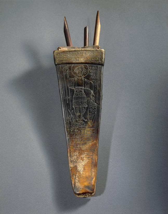 无人,竖图,特写,蛇,标志,符号,公文包,皮革,标识,古代,一个,摄影,单个,杀害,性别符号,古埃及文明,古代文明,美术工艺,彩图,影棚拍摄,男性符号,传统文化,过去