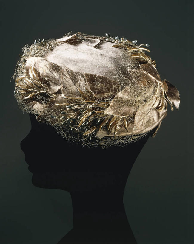 无人,竖图,时尚,帽子,叶子,纺织品,黑色背景,花,摄影,面纱,高雅,法国文化,设计,彩图,影棚拍摄,缎子