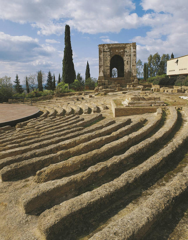 无人,竖图,室外,白天,植物,建筑,意大利,欧洲,地形,云,拱门,酒类,图像,历史,废墟,酒,树,饮料,天空,摄影,宗教,人造,西西里,宗教建筑,地中海文化,南欧,希腊文化,主题,自然现象,古典风格,瓦胡岛,蒸馏酒,烈酒,构图,灵性,太平洋岛屿,阿格利真托,彩图,旅行,时空,传统文化,状态