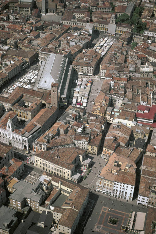 无人,竖图,俯视,室外,白天,度假,美景,城市风光,城市,意大利,欧洲,丰富,屋顶,景观,娱乐,享受,休闲,景色,放松,摄影,地中海文化,意大利文化,威尼托大区,帕多瓦,彩图,高角度拍摄