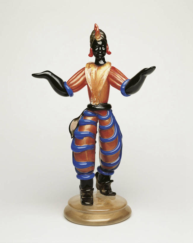 无人,举,竖图,室内,特写,雕塑,意大利,欧洲,威尼斯,装饰,标志,雕像,符号,标识,一个,工艺品,托,摄影,单个,西欧,威尼托,地中海文化,南欧,意大利文化,威尼托大区,意大利共和国,首府,省会,性别符号,威内托,威内托大区,穆拉诺岛,美术工艺,举起,举手,举着,向上举,向上伸,向上托,张开手臂,彩图,影棚拍摄,男性符号,威尼斯省,威尼斯水城