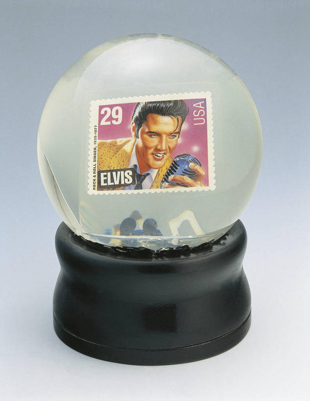 无人,竖图,室内,特写,复古,玩具,雕塑,形状,艺术,装饰,透明,标志,雕刻,雕像,符号,商品,文字,音乐,标识,一个,纪念品,工艺品,球体,摄影,明星,单个,纪念,英文字母,唱,美术,创造力,麦克风,录音,简单,记忆,主题,邮票,陈列,功能,美学,雪花球,性别符号,三维图形,摇滚乐,大写字母,几何形状,彩图,影棚拍摄,数码录音机,数字录音器,摇摆舞,男性符号