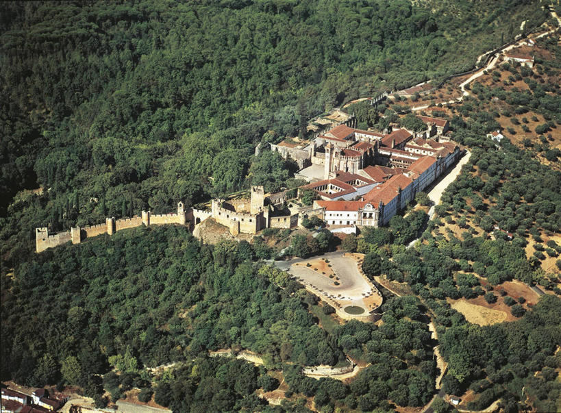 无人,教堂,横图,俯视,航拍,葡萄牙,欧洲,联合国,树,摄影,灌木,鸟瞰,伊比利亚半岛,自然地理,彩图,高角度拍摄,托马尔,联合国教科文组织