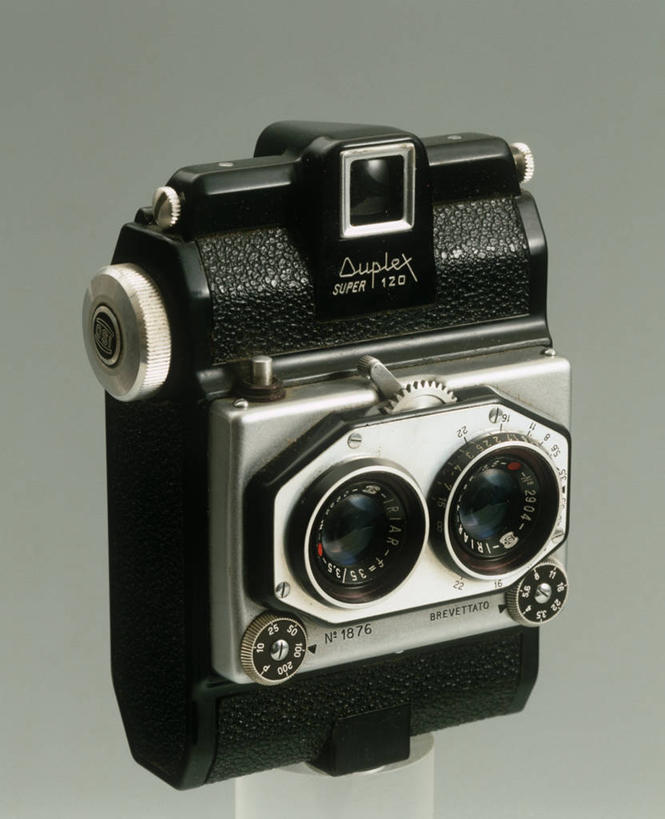 无人,竖图,室内,技术,相机,意大利,灰色背景,古典,历史,一个,灰色,摄影,单个,古董,南欧,摄影器材,彩图,影棚拍摄