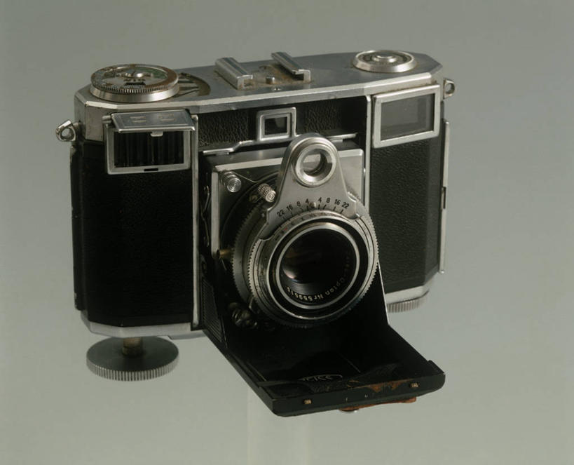 无人,横图,室内,技术,相机,德国,灰色背景,古典,历史,一个,灰色,摄影,单个,古董,摄影器材,中欧,彩图,影棚拍摄