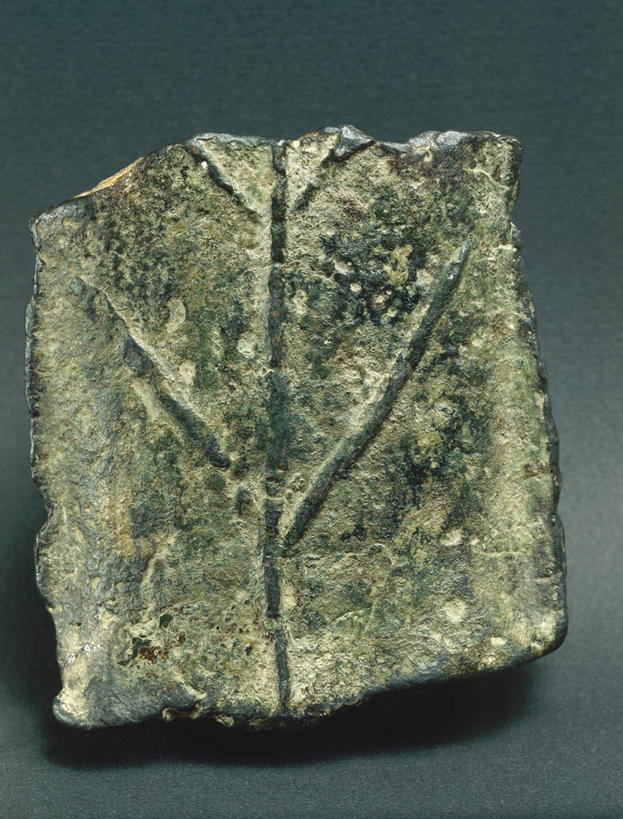 无人,竖图,特写,灰色背景,历史,古代,一个,灰色,金条,摄影,单个,铜,古代文明,美术工艺,硬币,彩图,影棚拍摄,过去