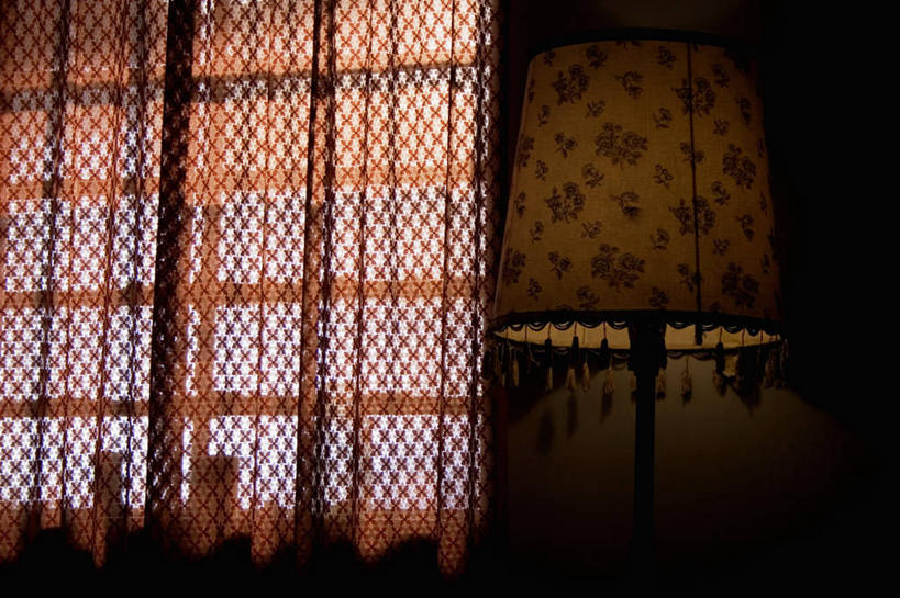 无人,横图,室内,特写,窗户,窗帘,卧室,静物,装饰,图像,灯罩,装饰物,概念,摄影,构图,彩图,时空