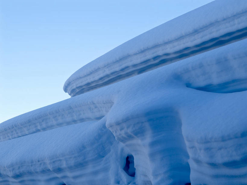 无人,横图,室外,白天,正面,旅游,度假,美景,山,雪,雪山,大雪,法国,欧洲,阴影,光线,纹路,纹理,影子,冰,积雪,景观,山峰,雪景,冬季,冬天,山峦,娱乐,蓝色,蓝天,天空,阳光,自然,天,享受,休闲,景色,放松,寒冷,晴朗,冰冷,西欧,法兰西,自然风光,万里无云,法兰西共和国,肌理,法兰西第五共和国,严寒,冰凉,酷寒,凛冽,凛凛,极冷,萨瓦省,晴空,晴空万里,彩图,罗讷.阿尔卑斯,罗讷.阿尔卑斯大区,高雪维尔,三峡谷,三峡谷滑雪场