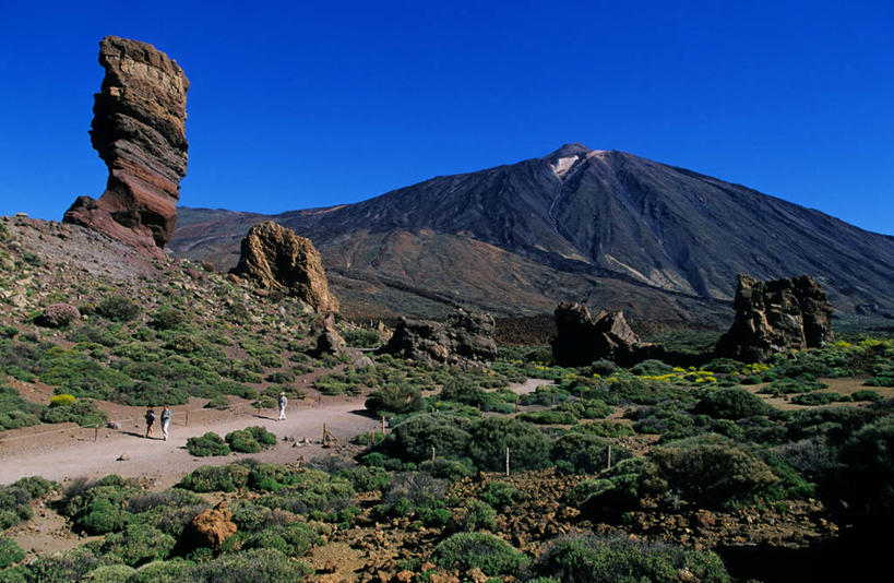 无人,横图,室外,白天,正面,旅游,度假,草地,草坪,火山,石头,美景,山,山脉,植物,西班牙,非洲,阴影,光线,石子,影子,景观,山峰,山峦,娱乐,草,树,树木,蓝色,绿色,蓝天,天空,阳光,自然,群山,天,享受,休闲,景色,放松,生长,晴朗,成长,加纳利群岛,自然风光,加那利群岛,万里无云,西班牙王国,阿非利加洲,海外领地,特内里费岛,活火山,石块,岩石,晴空,晴空万里,彩图,圣克鲁斯.德特内里费省,特尼里弗岛,泰德峰